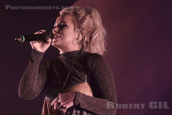 LILY ALLEN - 2018-12-08 - PARIS - Le Trianon - 